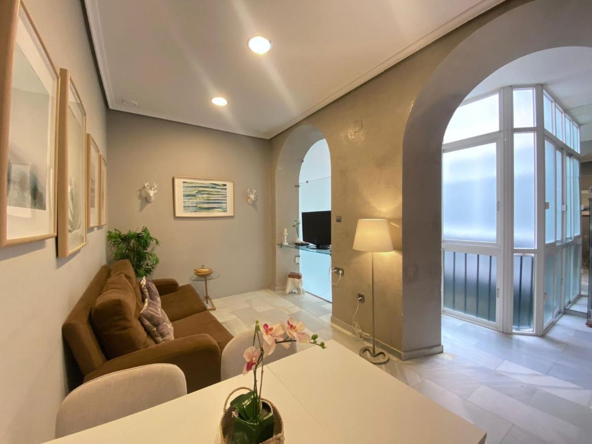 Apartamento Colon 1451 - Pleno Centro Y Wifi Gratis Cádiz Kültér fotó