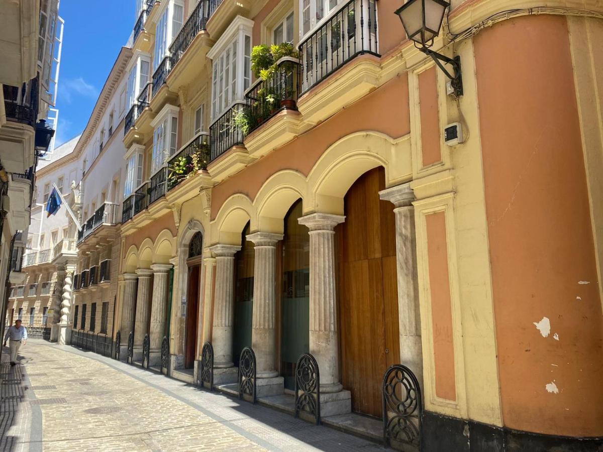 Apartamento Colon 1451 - Pleno Centro Y Wifi Gratis Cádiz Kültér fotó