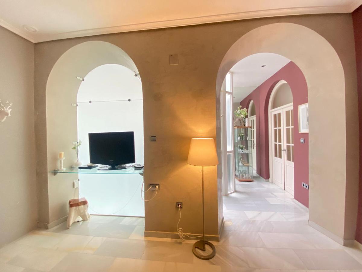 Apartamento Colon 1451 - Pleno Centro Y Wifi Gratis Cádiz Kültér fotó