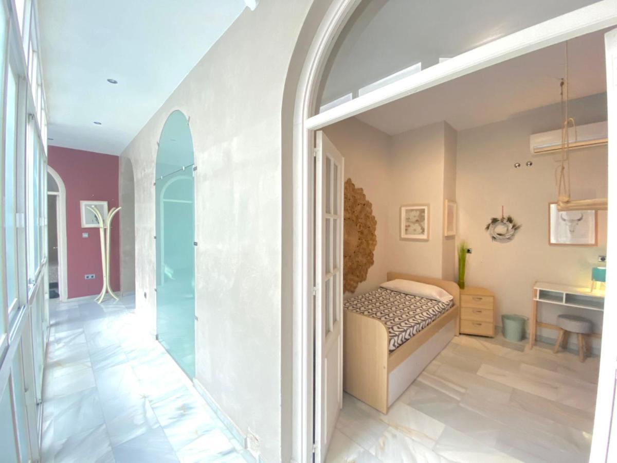 Apartamento Colon 1451 - Pleno Centro Y Wifi Gratis Cádiz Kültér fotó