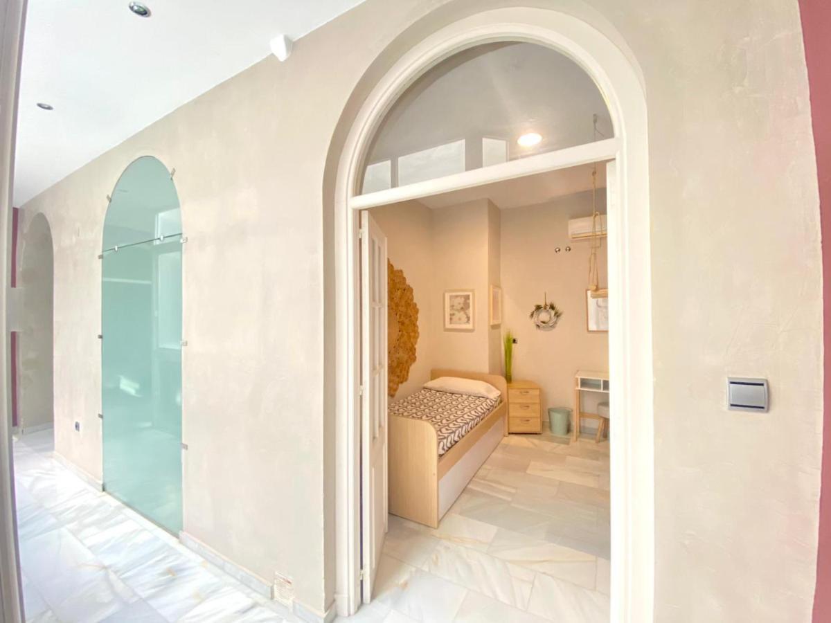 Apartamento Colon 1451 - Pleno Centro Y Wifi Gratis Cádiz Kültér fotó