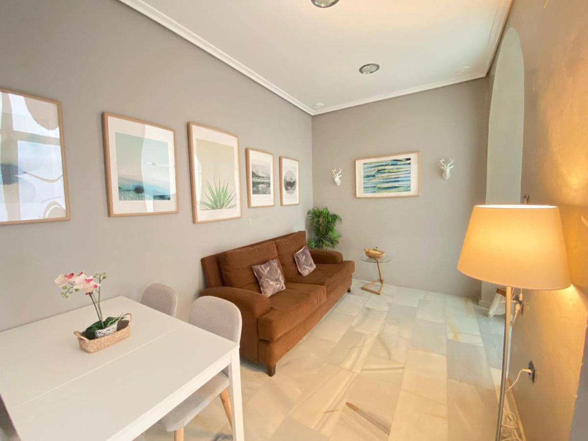 Apartamento Colon 1451 - Pleno Centro Y Wifi Gratis Cádiz Kültér fotó